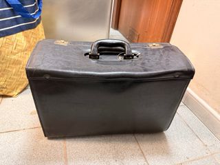 Maletín cuero vintage años 40 con llaves