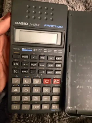 Calculadora Científica Casio FX-82SX
