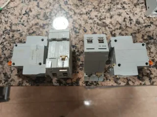 Interruptores Merlin Gerin C16... 10€ cada uno