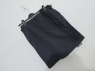 Gonna con cintura nera