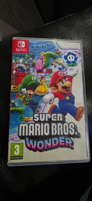 Nintendo Switch Verde y Rojo