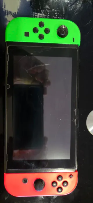 Nintendo Switch Verde y Rojo