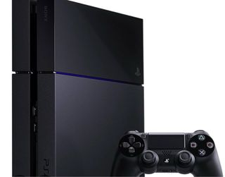 PS4 (PlayStation 4) con 3 mandos