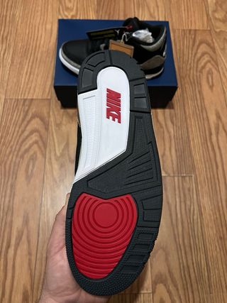 Jordan 3 x Levis Talla 42.5