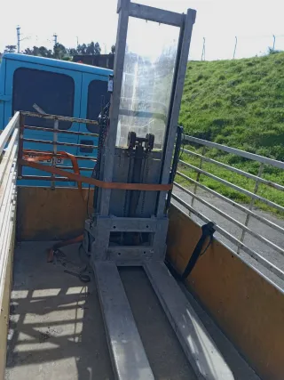 Apilador Transpaleta