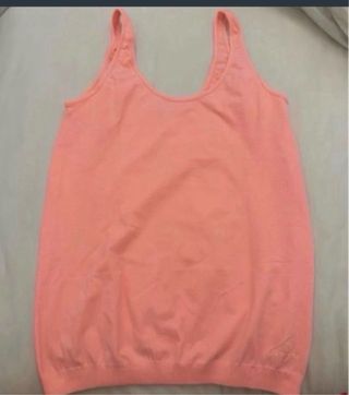 Conjunto deportivo: mallas y 2 camisetas