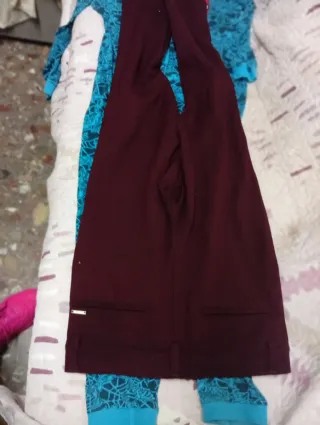 Pantalón elegante morado talla S