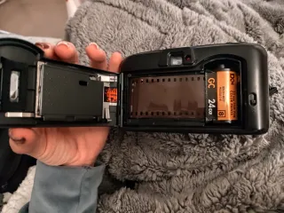 Cámara Nikon Zoom 200 AF