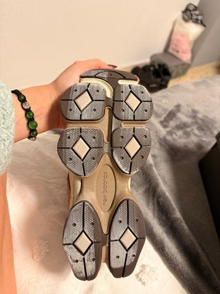 New Balance 9060 Marrones