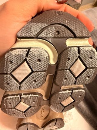 New Balance 9060 Marrones