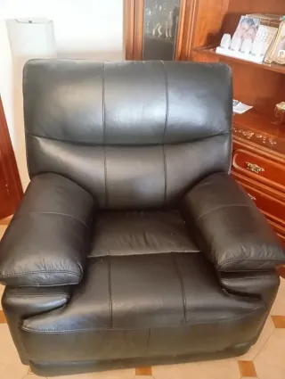 Poltrona relax elettrica in pelle nera