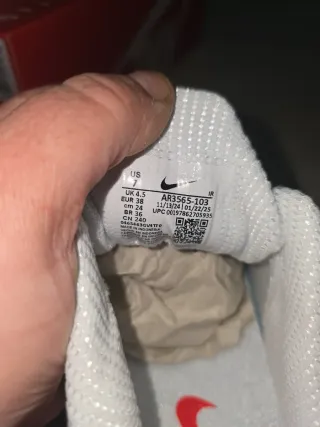 Zapatillas Nike Shox R4 Blancas y Rojas