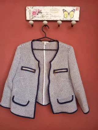 Chaqueta mujer abierta