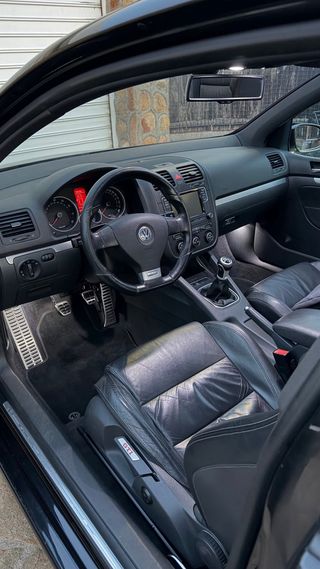 Volkswagen Golf GTI 2005