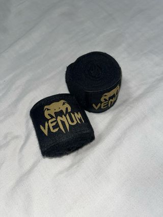 Vendas de boxeo Venum negras