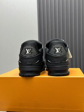 Zapatillas Louis Vuitton Trainer Negras