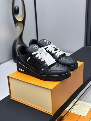 Zapatillas Louis Vuitton Trainer Negras