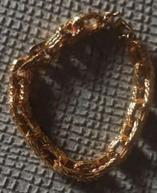 Pulsera Acero  dorada