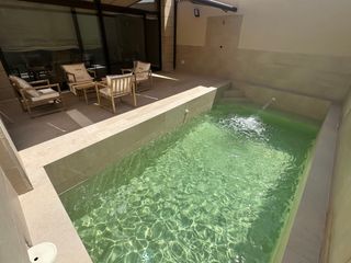 Vivienda unifamiliar con piscina climatizada