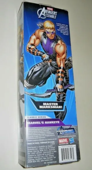 Figura Ojo de Halcón Hawkeye Marvel GRANDE