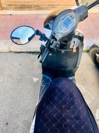 Peugeot Tweet 125cc 2022