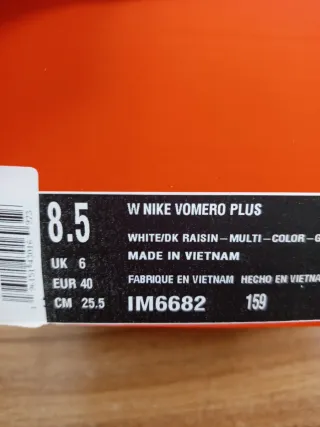 Nike Vomero Plus Talla 40