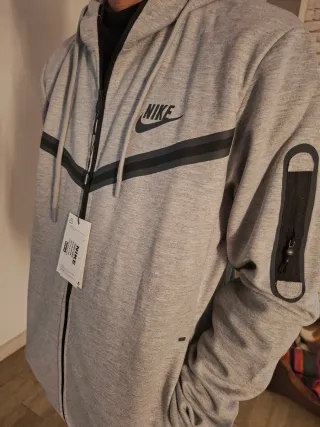 Conjunto Nike Gris