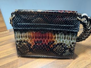 Bolso Piel Negro y Marrón