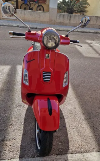 Vespa GTS 300 Super