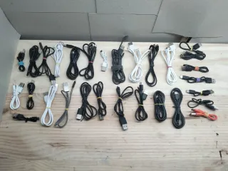 Lote Cables USB C y Micro USB