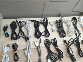 Lote Cables USB C y Micro USB