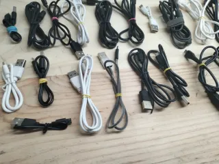 Lote Cables USB C y Micro USB