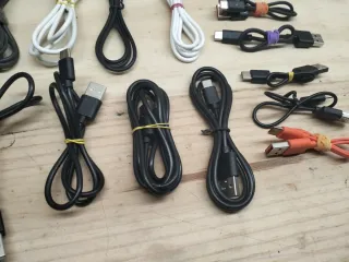 Lote Cables USB C y Micro USB