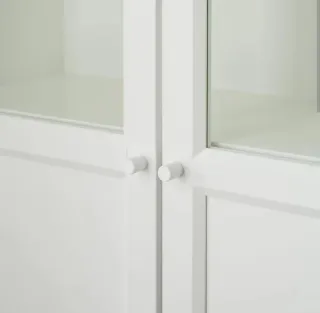 Vetrina Billy Ikea in cristallo con porte, vendita urgente.