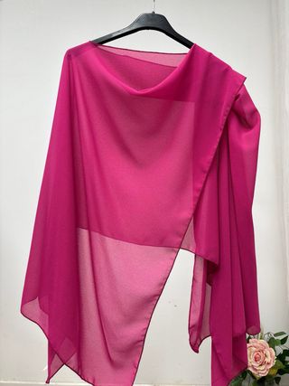 Capa invitada gasa fucsia fiesta