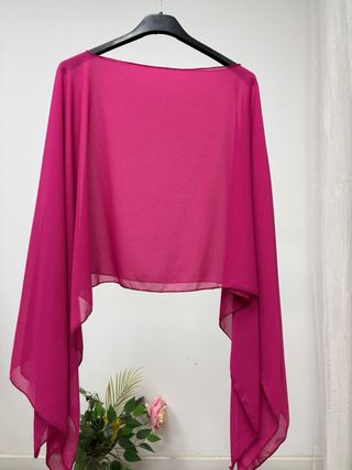 Capa invitada gasa fucsia fiesta