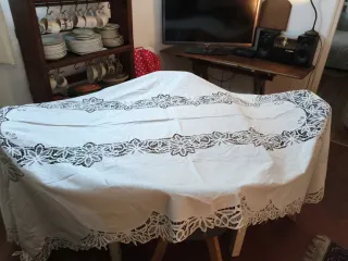 Mantel y servilletas vintage encaje y bordado