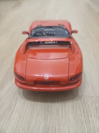 Maqueta Dodge Viper RT10 Burago 1/18