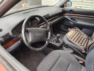 Centralita 0281001659660 audi a4 1.9 tdi mt 228600
