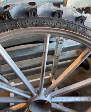 Rueda completa llanta radiada 4.00x36