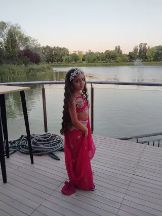 Vestido fiesta niña tallas 8,9,7