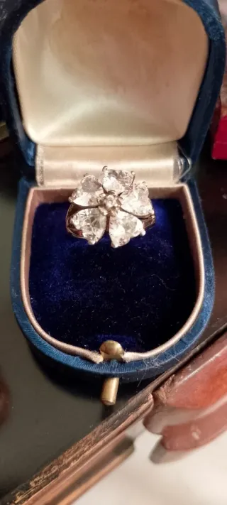 Antico Anello Argento Zirconi