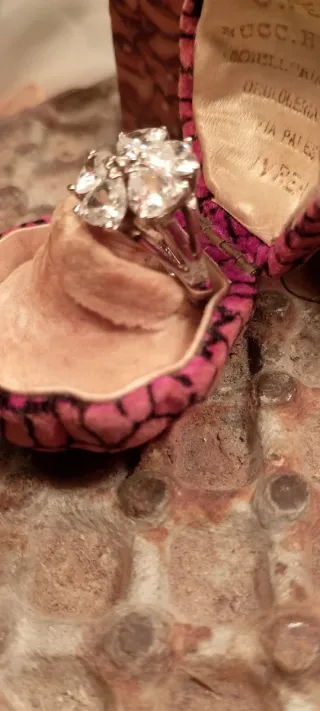 Antico Anello Argento Zirconi