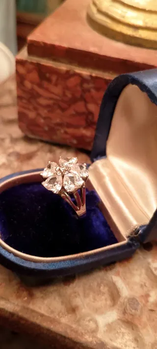 Antico Anello Argento Zirconi