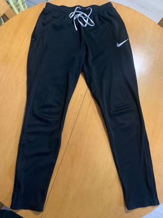 Pantalón chándal Nike negro