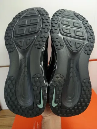 Nike Vomero 18 Talla 46