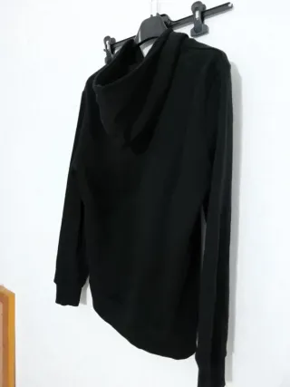 Felpa nera con patch ragazzo 13 anni