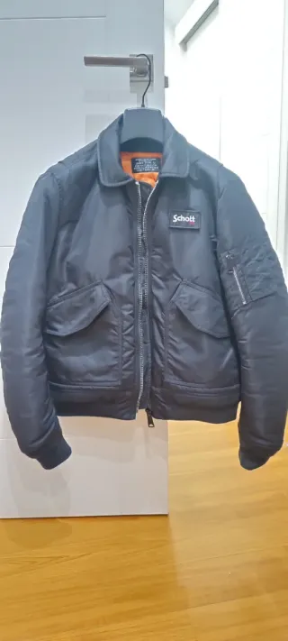 Cazadora piloto Schott Negra