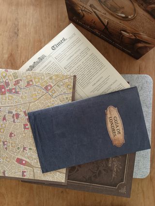 Gioco da tavolo cooperativo Sherlock Holmes Detective Asesor