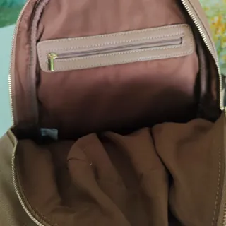 Mochila marrón con borreguito